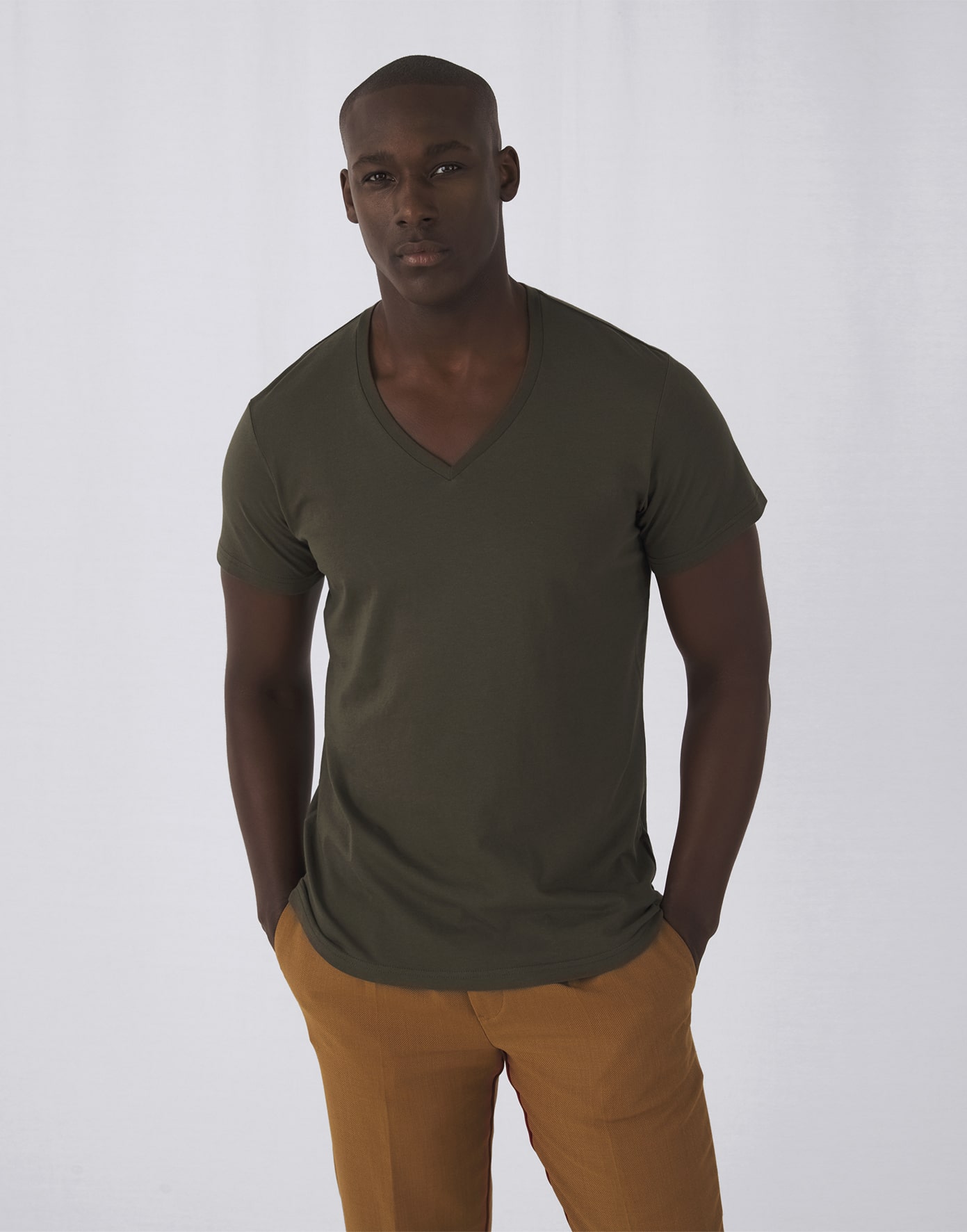 T-shirt bio col V B&C - Inspire V/men